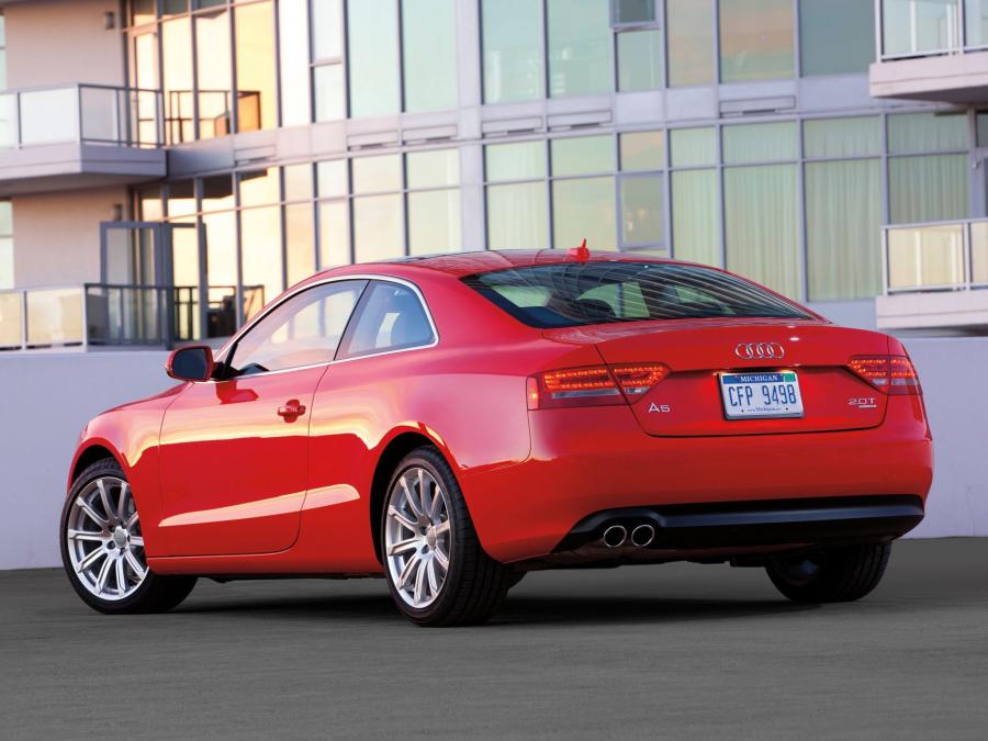  Audi A5 Coupe 2.0T 2007 года  (NA) (фото 3 из 9)